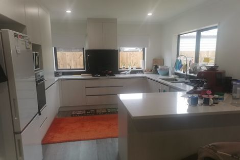 Photo of property in 73d Clevedon Road, Papakura, 2110