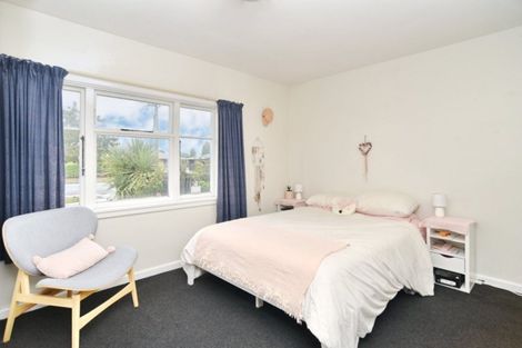 Photo of property in 60a Neill Street, Hornby, Christchurch, 8042