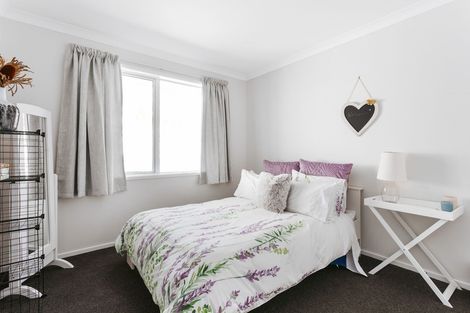 Photo of property in 77 Bert Wall Drive, Omokoroa, 3114