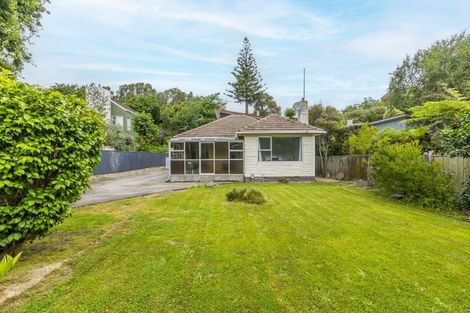 Photo of property in 70 Glen Road, Raumati South, Paraparaumu, 5032