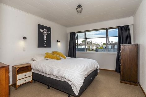 Photo of property in 9 Waimea Street, Westown, New Plymouth, 4310