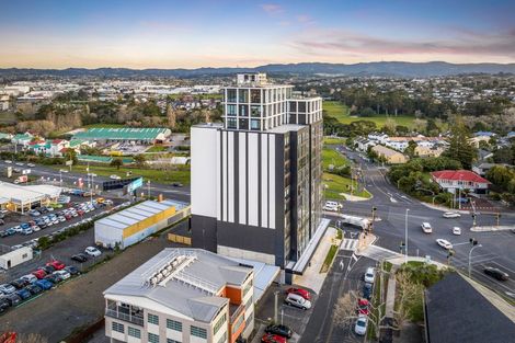 Photo of property in 906/1 Buscomb Avenue, Henderson, Auckland, 0610