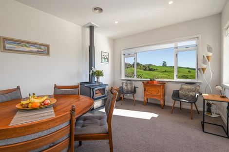 Photo of property in 10 Matipo Avenue, Pomare, Rotorua, 3015