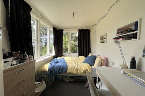 Photo of property in 151 Kelburn Parade, Kelburn, Wellington, 6012