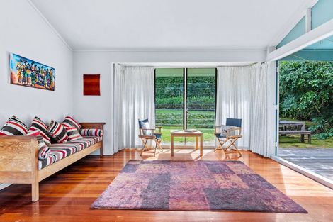 Photo of property in 103 Churchill Road, Murrays Bay, Auckland, 0630