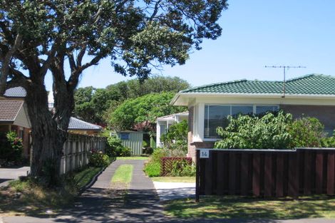 Photo of property in 3/14 Shakespeare Road, Milford, Auckland, 0620