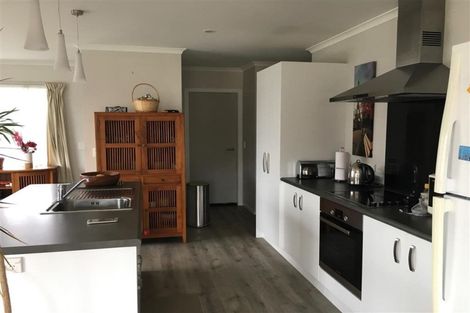 Photo of property in 14 Linwood Drive, Paraparaumu, 5032