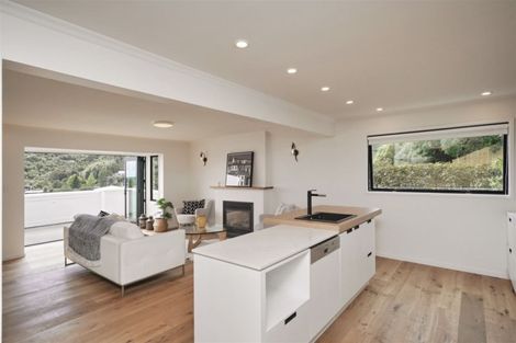 Photo of property in 68 Landsdowne Terrace, Cashmere, Christchurch, 8022