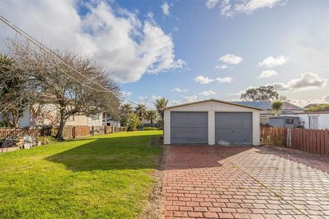 Photo of property in 740 East Coast Road, Pinehill, Auckland, 0632