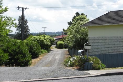 Photo of property in 4 Tapu Road, Huapai, Kumeu, 0810