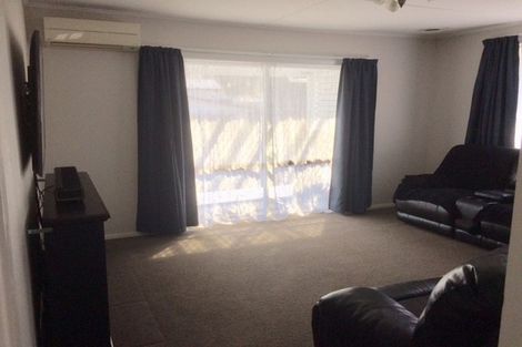 Photo of property in 23 Dimock Street, Titahi Bay, Porirua, 5022