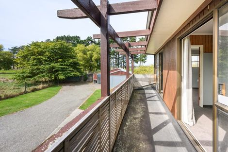 Photo of property in 83 Oroua Road, Kairanga, Palmerston North, 4475