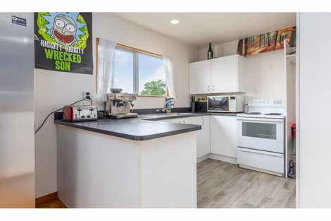 Photo of property in 12a Jean Place, Stanmore Bay, Whangaparaoa, 0932