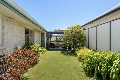 Photo of property in 16 Smiths Road, Matua, Tauranga, 3110