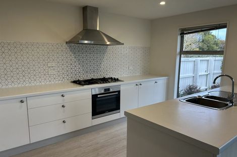 Photo of property in 24 Burnham School Road, Rolleston, 7614