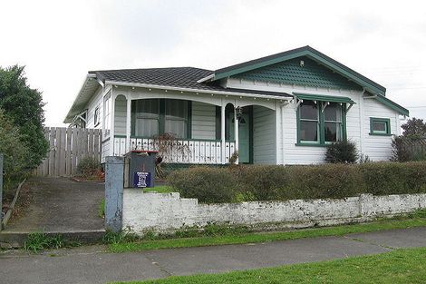 Photo of property in 1 Derby Street, Feilding, 4702