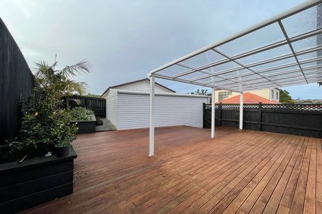 Photo of property in 6b Lisa Rise, Half Moon Bay, Auckland, 2012