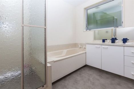 Photo of property in 154a Racecourse Road, Sockburn, Christchurch, 8042