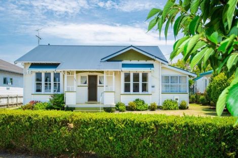 Photo of property in 195 Cobden Street, Gisborne, 4010