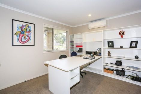 Photo of property in 24 Searle Drive, Patumahoe, Pukekohe, 2679