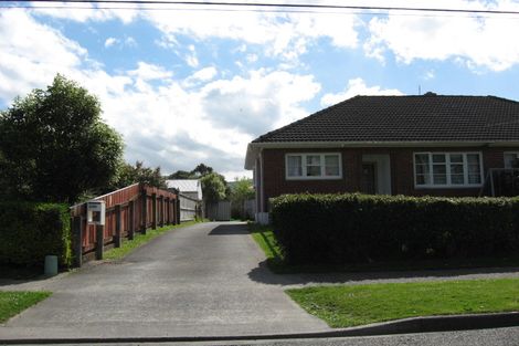 Photo of property in 261a Riverside Drive, Waterloo, Lower Hutt, 5011