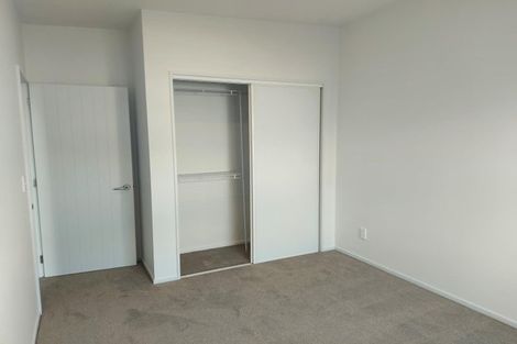 Photo of property in 4/40 Scarlet Oak Drive, Schnapper Rock, Auckland, 0632