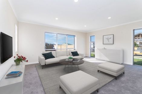 Photo of property in 18 Leebank Crescent, Riverhead, 0820