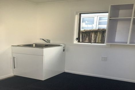 Photo of property in 2/21 Hythe Terrace, Mairangi Bay, Auckland, 0630