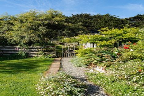 Photo of property in 16 Boundary Street, Purakaunui, Port Chalmers, 9081