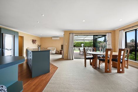 Photo of property in 68 Wiltshire Drive, Huntington, Hamilton, 3210