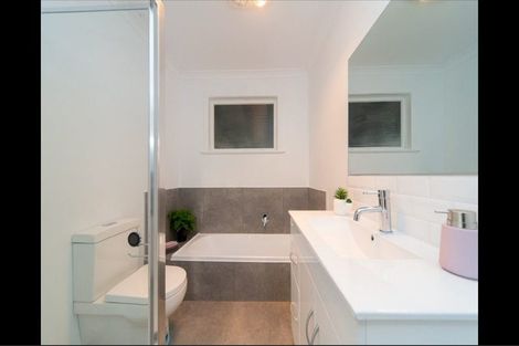 Photo of property in 3 Lancaster Street, Highbury, Palmerston North, 4412