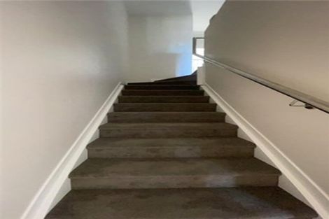 Photo of property in 5/58 Te Atatu Road, Te Atatu South, Auckland, 0610