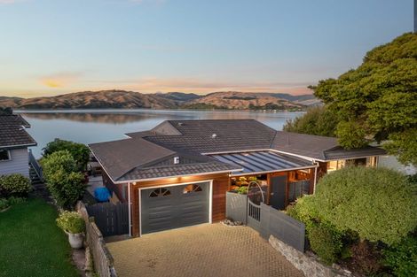 Photo of property in 37 Bosun Terrace, Whitby, Porirua, 5024