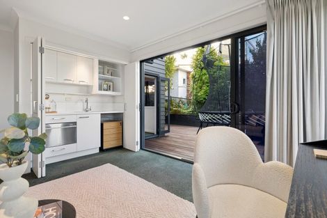 Photo of property in 5 Castor Bay Road, Castor Bay, Auckland, 0620