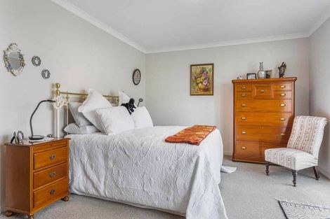 Photo of property in 20 Kensington Drive, Orewa, 0931