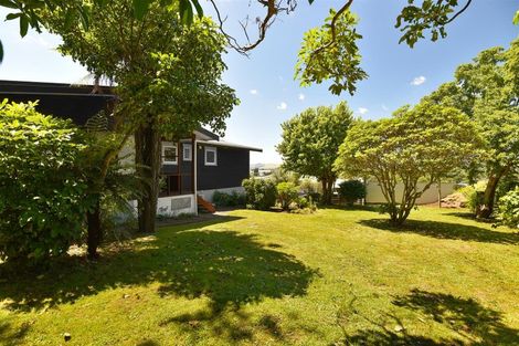 Photo of property in 6 Hawk Place, Selwyn Heights, Rotorua, 3015