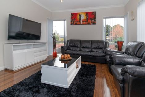 Photo of property in 180 Matua Road, Kumeu, 0810