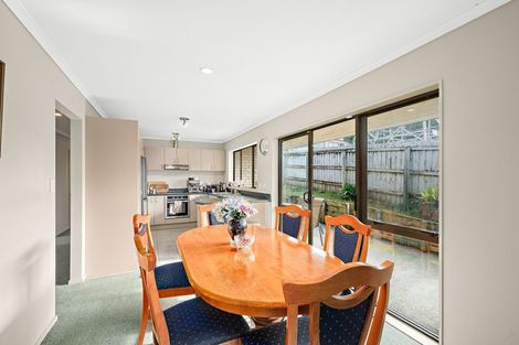 Photo of property in 25 Killygordon Place, Massey, Auckland, 0614