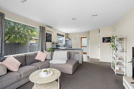 Photo of property in 2/11 Hersham Place, Bromley, Christchurch, 8062