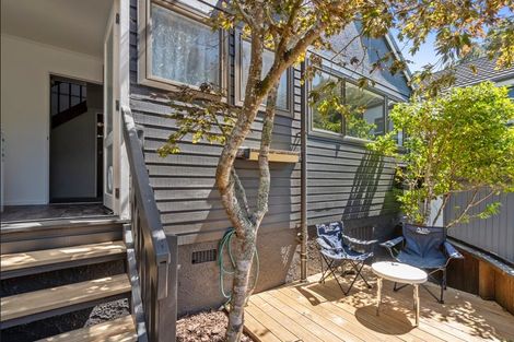 Photo of property in 70a Amapur Drive, Khandallah, Wellington, 6035