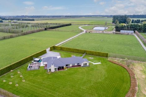 Photo of property in 814 Halkett Road, West Melton, Christchurch, 7671