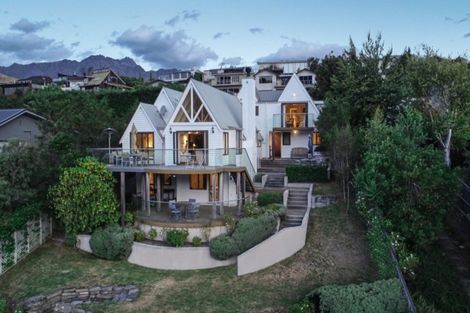 Photo of property in 615 Peninsula Road, Kelvin Heights, Queenstown, 9300