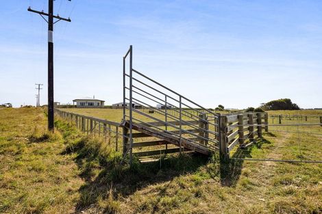 Photo of property in 33 Foreman Road, Manutahi, Patea, 4598
