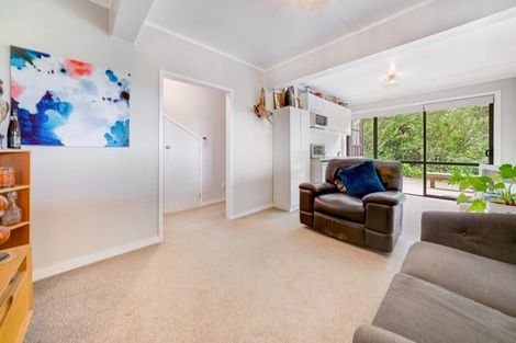 Photo of property in 18 Redmount Place, Red Hill, Papakura, 2110