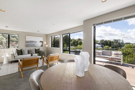 Photo of property in 1/20a Rawene Road, Birkenhead, Auckland, 0626