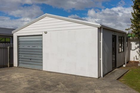 Photo of property in 2 Houghton Crescent, Redwoodtown, Blenheim, 7201