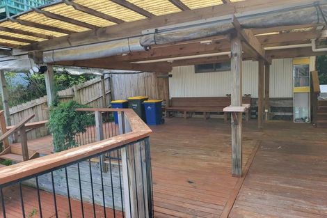 Photo of property in 81 College Road, Northcote, Auckland, 0627