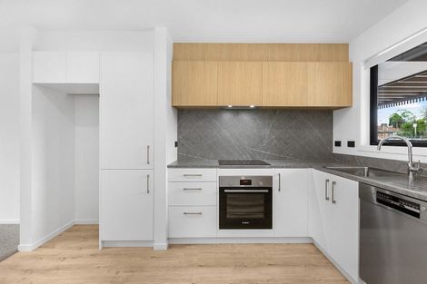 Photo of property in 6/3 Vesty Avenue, Hillcrest, Hamilton, 3216