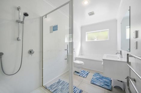 Photo of property in 29 Bickerton Rise, Churton Park, Wellington, 6037