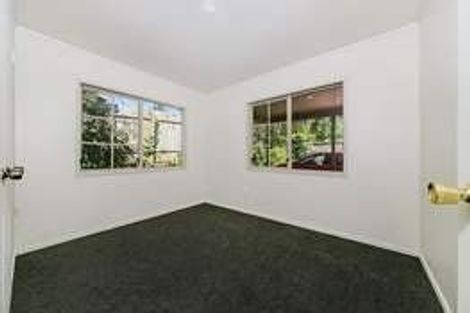 Photo of property in 66e Woodglen Road, Glen Eden, Auckland, 0602